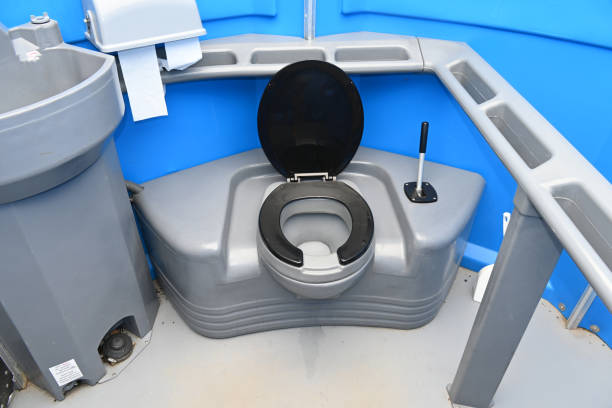 Porta potty delivery and setup in Oakhurst, NJ
